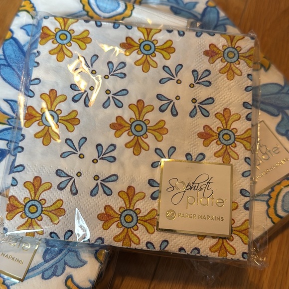 Sophisti Plate Luncheon Plate Napkin Flatware Set - Picture 6 of 11